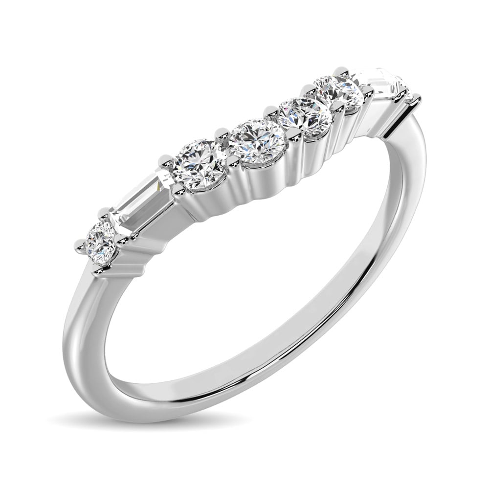 14K White Gold 1/4 Ct.Tw. Diamond Band