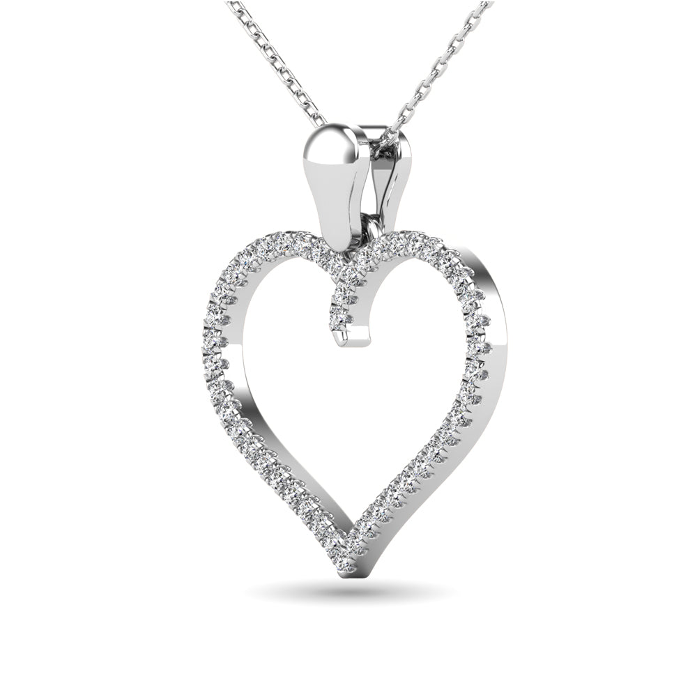 10K White Gold 1/6 Ct.tw Diamond Heart Pendant